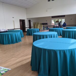 Round Wooden Roundtable (Non-Foldable)
